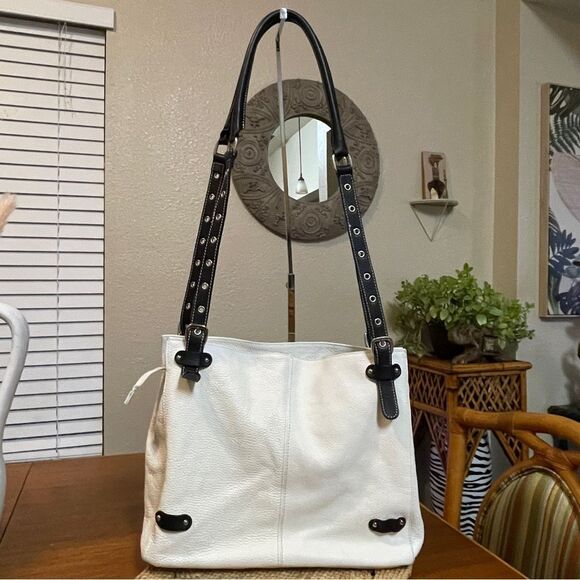 Cavalcanti Soft Leather Italian Shoulder Bag Purse With Black Tassels Off White - Picture 6 of 16